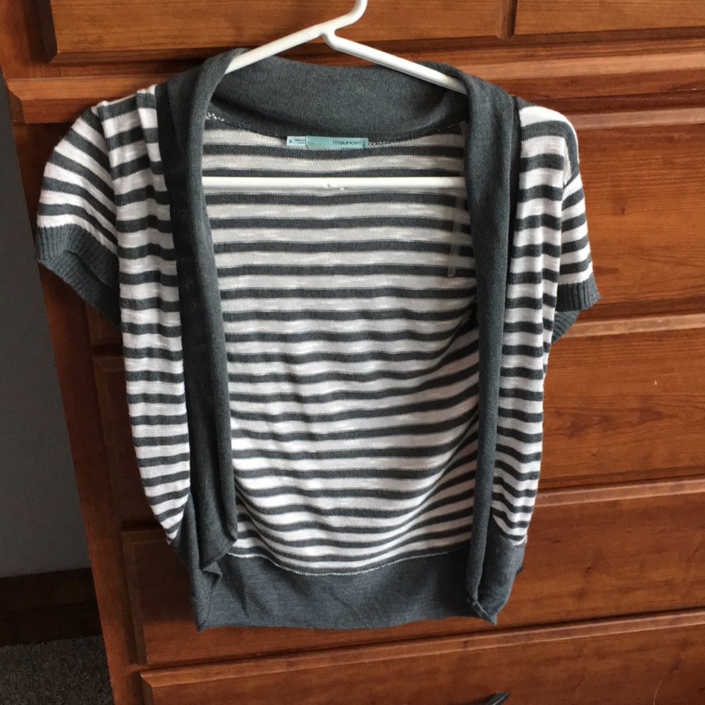 Short sleeve cover up